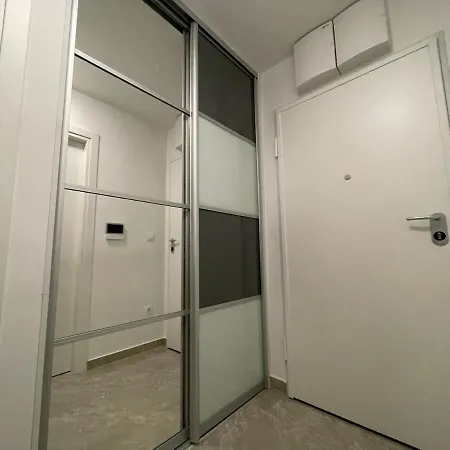 Bookkeeper's Apartment Split